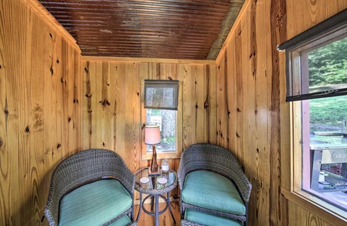 Hayesville House | Tiny Home in Hayesville with Deck Near Trails!