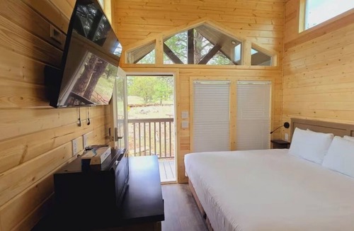 Page Cabin | Tiny Home King Room #23A