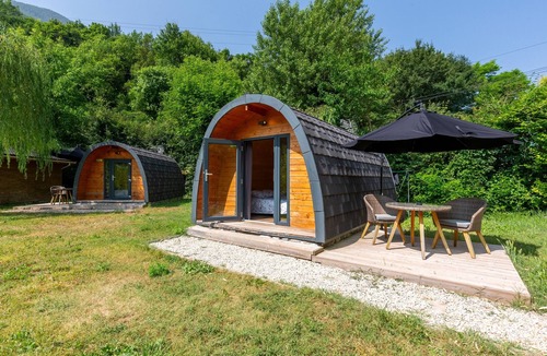 Touet-sur-Var House | Tiny Home 'Le Pod 3' with Mountain View, Wi-Fi and Air Conditioning