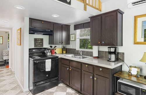 Ashford House | Tiny Home@ Mt Rainier-Hot tub-AC