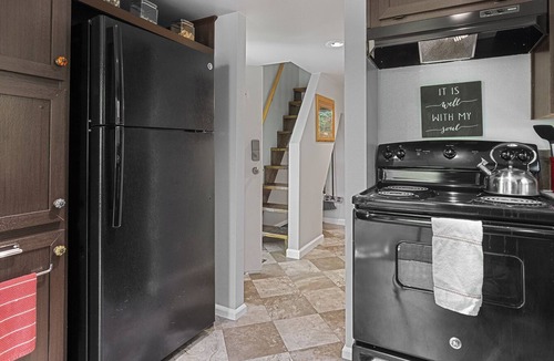 Ashford House | Tiny Home@ Mt Rainier-Hot tub-AC