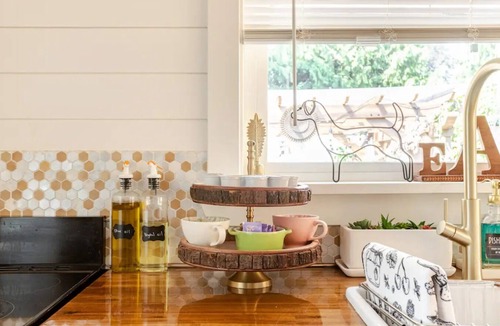 Licton Springs Cottage | Tiny home 🏡 Northgate- 15min to downtown