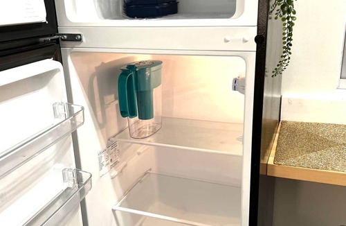 Bay Shore House | Tiny Home Private, Students, Nurses, Tech