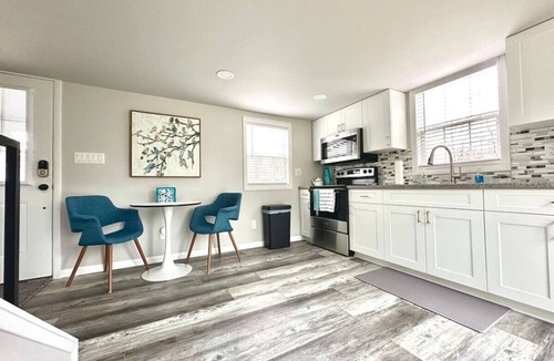 Peru Apartment | Tiny home w/mighty personality!