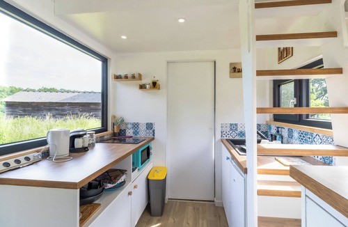 Saint-Cernin-de-lHerm House | Tiny House in Saint-Cernin-de-l'Herm – Shared Pool & Relaxing Stay for 4 Guests