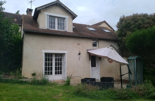 Sainte-Gemme-Moronval House | Tiny House, la P'tite Maison