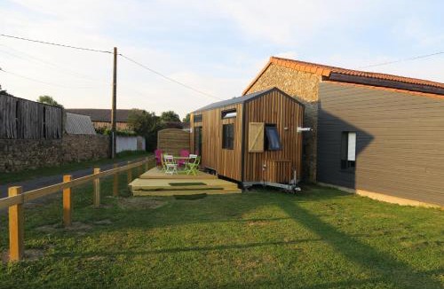 Yzernay Ski Chalet | Tiny House à 30 min du Puy du Fou jusqu'à 6 personnes