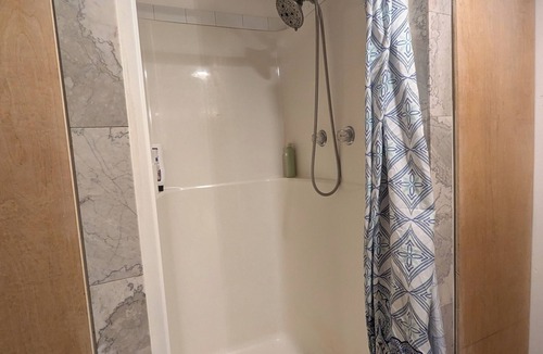 Palenville Apartment | Tiny house A frame-Woodstock, Kaaterskill Falls