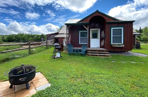Hyde Park Cabin | Tiny House at Stony Brook Farm