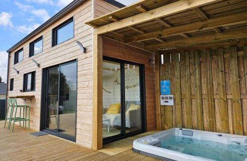 Boigny-sur-Bionne House | Tiny House avec Spa privatif
