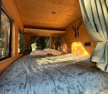 Mignaloux-Beauvoir Other | Tiny house - Bus insolite - avec Escape Game