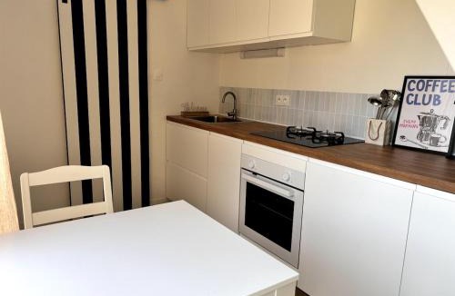 Saint-Sylvain-d'Anjou Apartment | Tiny House cosy