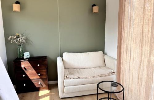 Saint-Sylvain-d'Anjou Apartment | Tiny House cosy