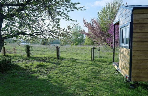 Saint-Dye-sur-Loire Cabin | Tiny House de La Boisselée