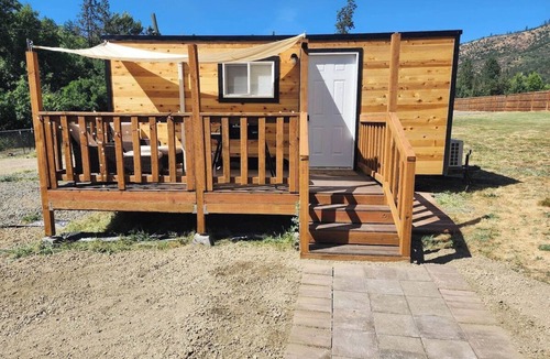 Ruch Apartment | Tiny House in Jacksonville