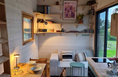 Port-Saint-Pere Ski Chalet | Tiny house in the countryside