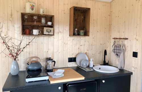 Bussieres (Yonne) Cabin | Tiny House La Grange