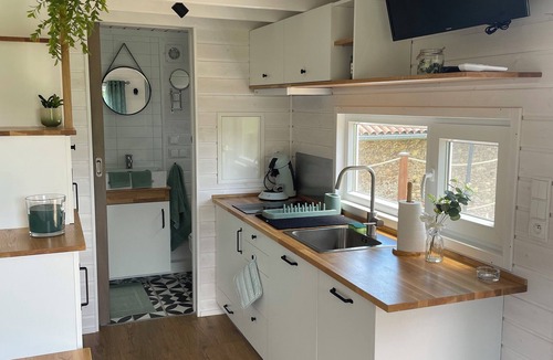 Rejaumont Ski Chalet | Tiny House La Samorienne, with private spa and sauna.