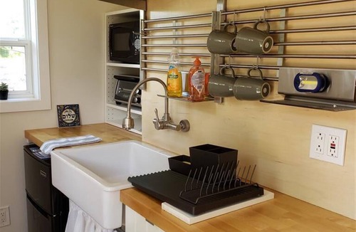 Barryville Cottage | Tiny House on Spectacular Riverfront Property - Private Access to Delaware River