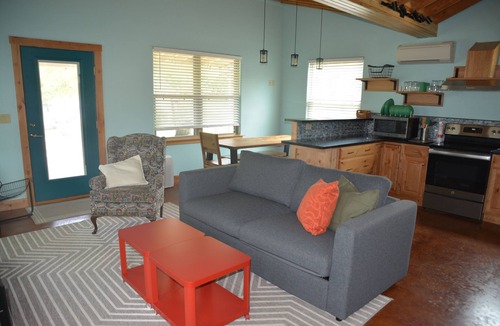 Moodys Cabin | Tiny House on the Lake in Salina, Oklahoma