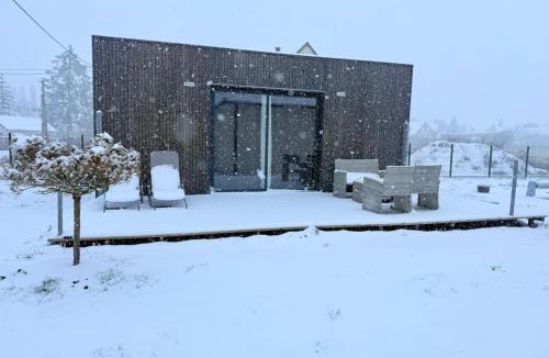 Vasselay Other | Tiny house - piscine et vélos