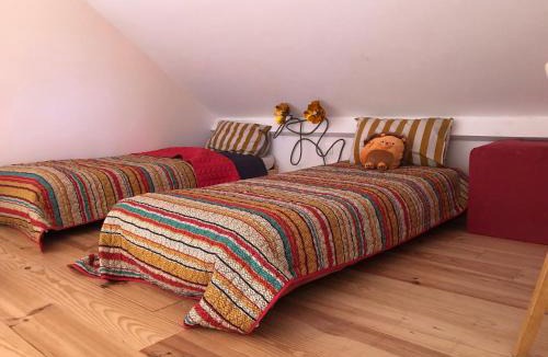 Saints-en-Puisaye Ski Chalet | Tiny-House sous les arbres et les oiseaux