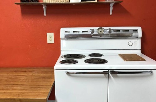 Irwin House | Tiny House -Valley Village