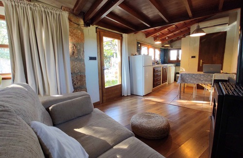 Maia de Montcal House | Tiny house with jacuzzi - Rectoria de Dosquers