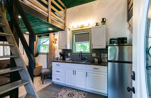 East Syracuse House | Tiny house with private Hot Tub