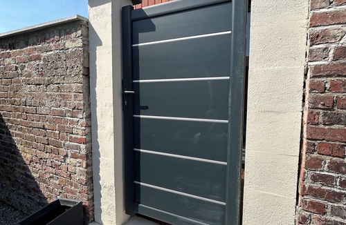 Valenciennes Apartment | Tiny house with private terrace. Complete accommodation with independent access.