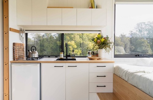 Markwell Cabin | Tiny Madeline Summary