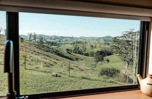 Bulliac Cabin | Tiny Mowgli Summary: