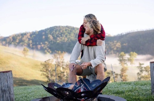 Bulliac Cabin | Tiny Mowgli Summary: