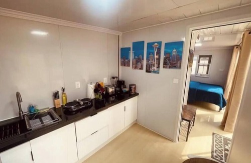 Edmonds Cabin | Tiny Oasis with all the amenities!