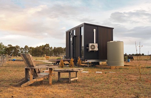 Carag Carag House | Tiny Rescue Retreat by Tiny Away