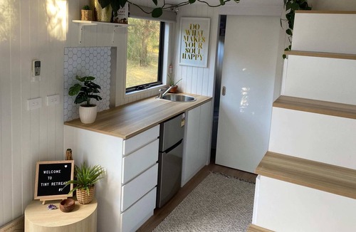 Beaconsfield Upper House | Tiny Retreat - Soulitude