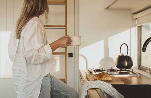 Mount Crawford Cabin | Tiny Rosie Summary: S