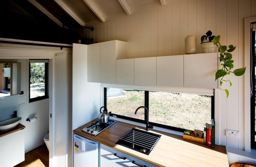 Mount Crawford Cabin | Tiny Rosie Summary: S