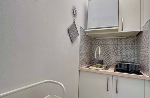 Krk Apartment | Tiny Studio Goldie in Krk, air conditioning, WiFi, close to the center