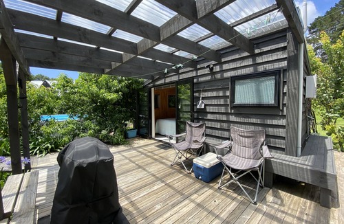 Whangamata Cabin | Tiny Studio - Near New