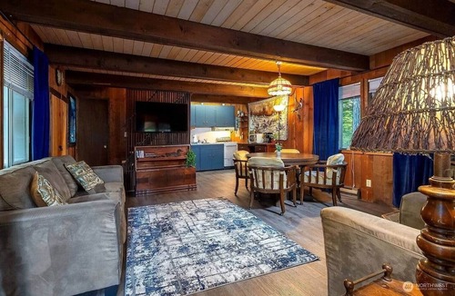 Packwood Apartment | Tiny Timber