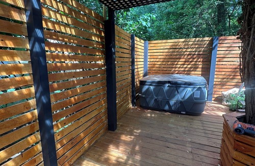 Rosedale Apartment | Tiny tree house