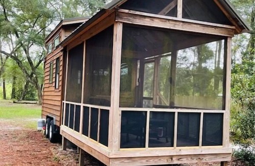 Branford Cabin | Tiny Twig @ Lynch Camp Inn