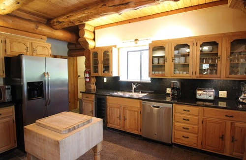 Yosemite West House | Tioga Logs