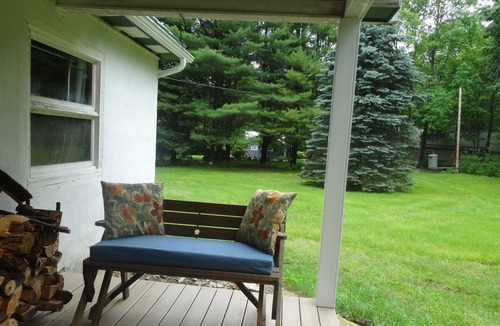 Tylersburg House | Tionesta LO a Rustic Cabin that sleeps 6!