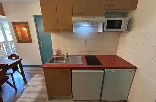 Cauterets Apartment | Tipa Lodge Apartment: Mountain View, Pool, Spa & Parking