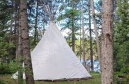 Olney RV Rental | Tipi/ 1 King