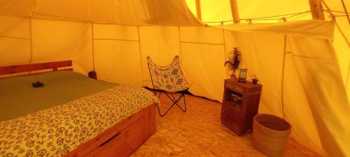 Saint-Etienne-de-Chomeil Other | Tipi Immersion Nature