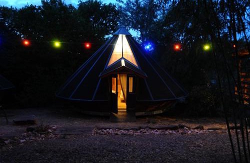 Saint-Antonin-de-Lacalm Other | Tipis Du Petit Buisson