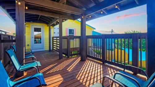 Leeward Sands House | Tipsy Flipper by AvantStay